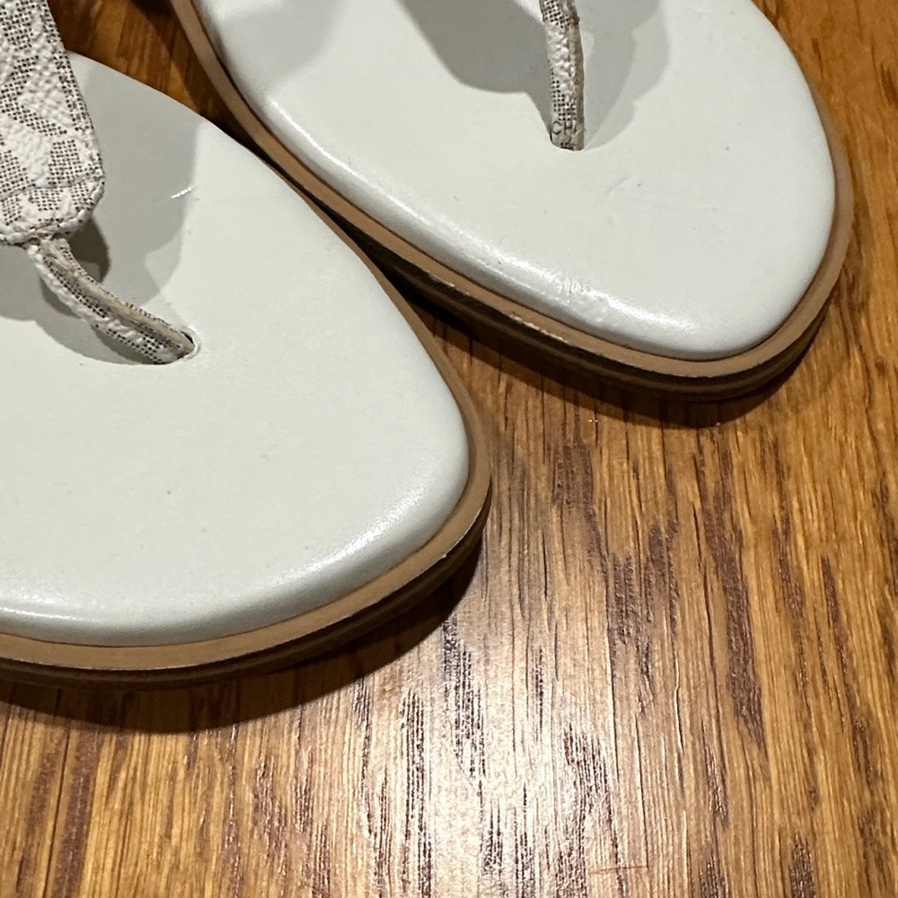 *MICHAEL KORS* Cream x Tan Logo Print MK Plate Sandals Size 9.5 - Picture 5 of 13